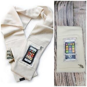 PEEPSNAKE Smartphone Scarf with Camera Window